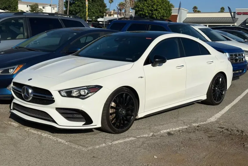 2020 Mercedes Benz CLA AMG 35 4MATIC photo 1