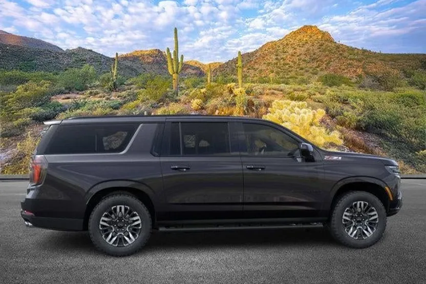 2026 Chevrolet Suburban Z71 photo 1