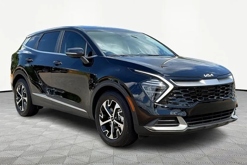 2024 Kia Sportage EX photo 1