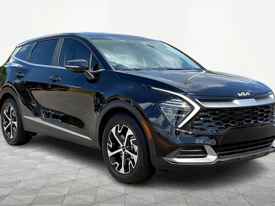2024 Kia Sportage EX photo 1