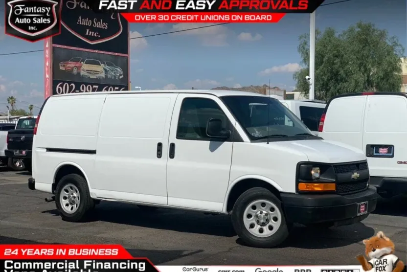 2013 Chevrolet Express Cargo Van photo 1