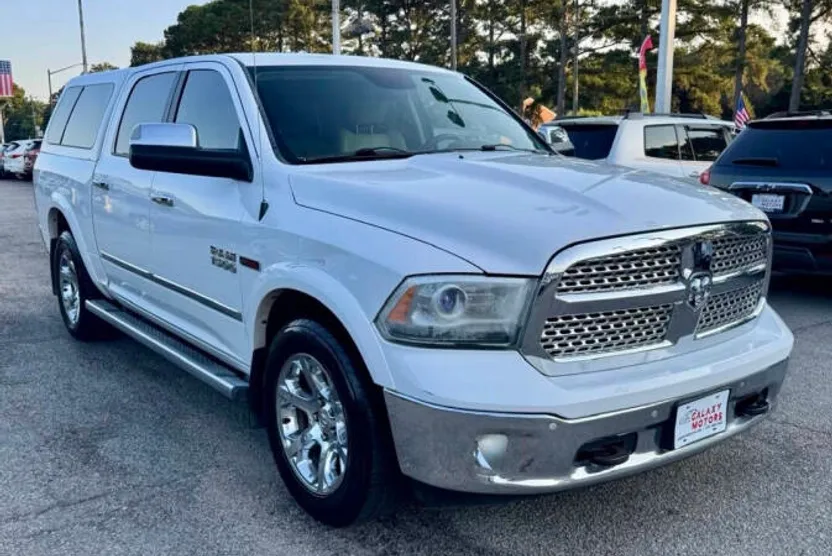 2015 Ram 1500 Laramie photo 1