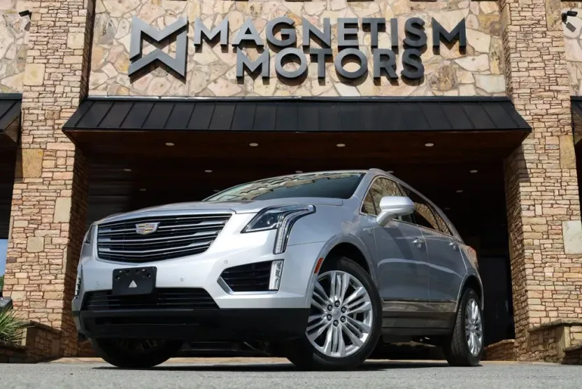 2019 Cadillac XT5 Premium Luxury photo 1
