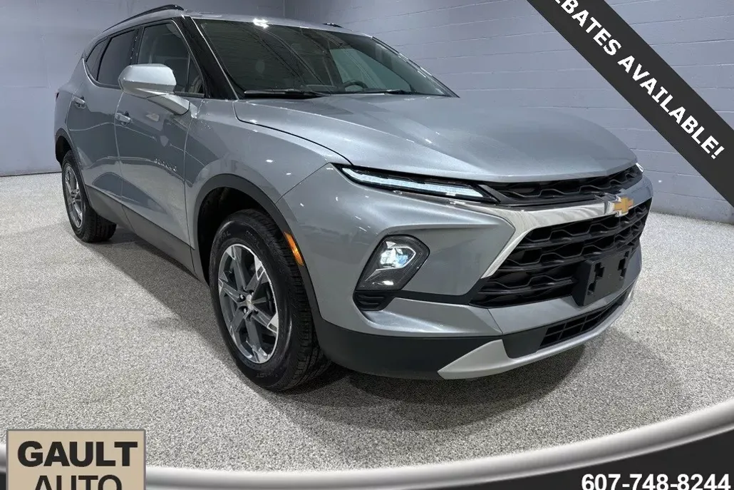 2025 Chevrolet Blazer 2LT photo 1