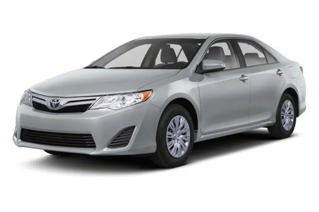 2012 Toyota Camry Hybrid XLE photo 1