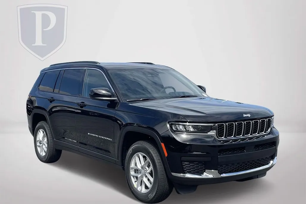 2025 Jeep Grand Cherokee Laredo X photo 1