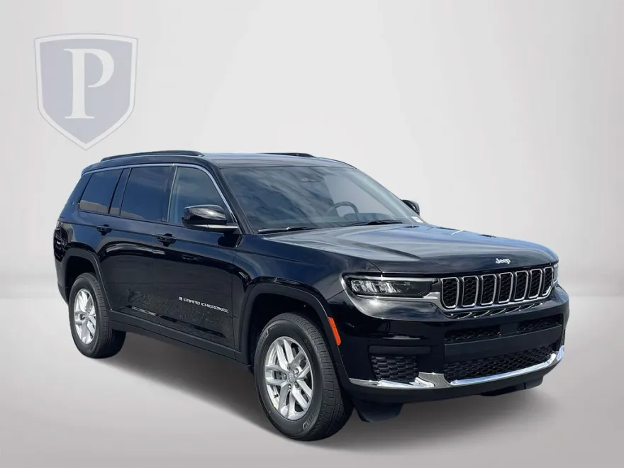 2025 Jeep Grand Cherokee Laredo X photo 1