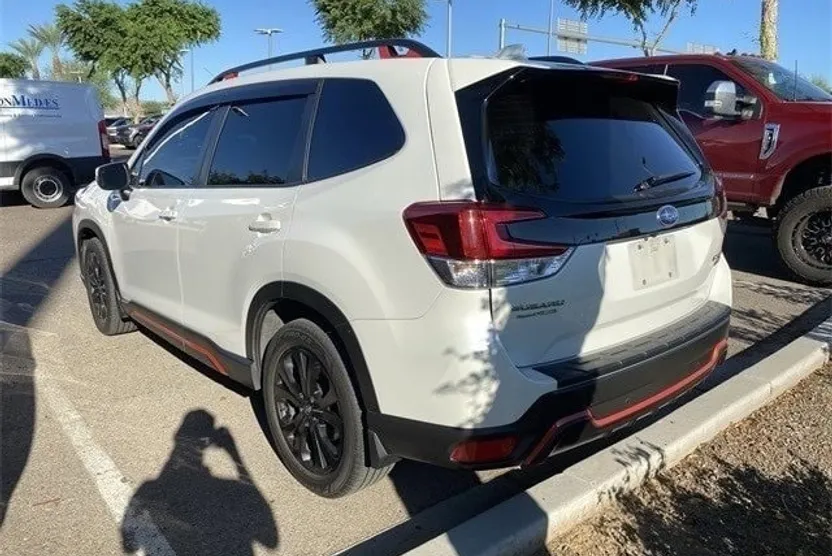2023 Subaru Forester Sport photo 1