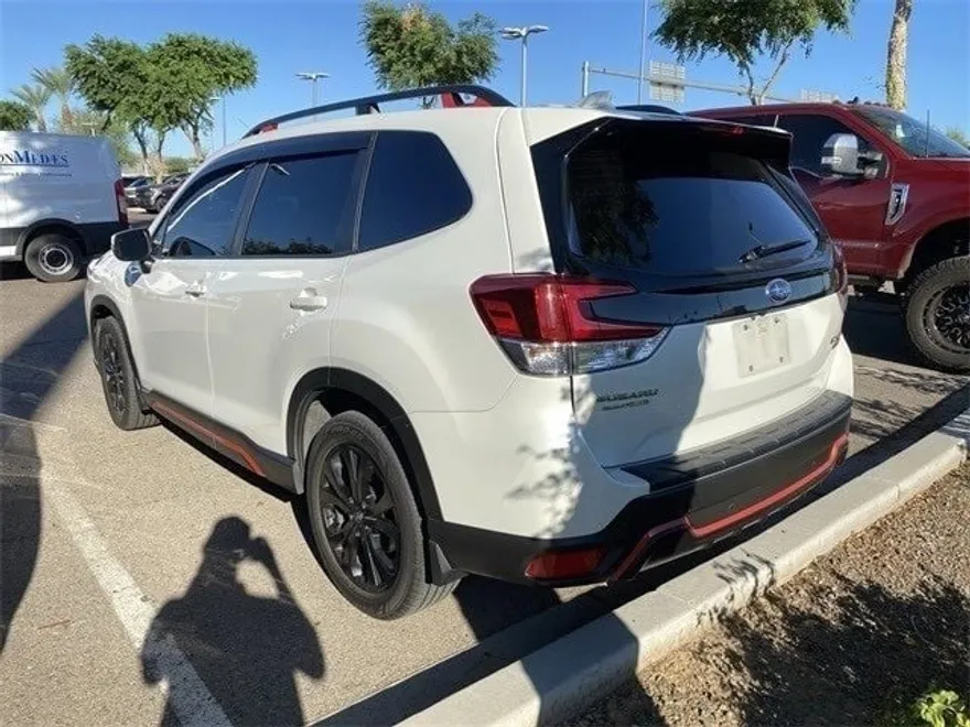 2023 Subaru Forester Sport photo 1