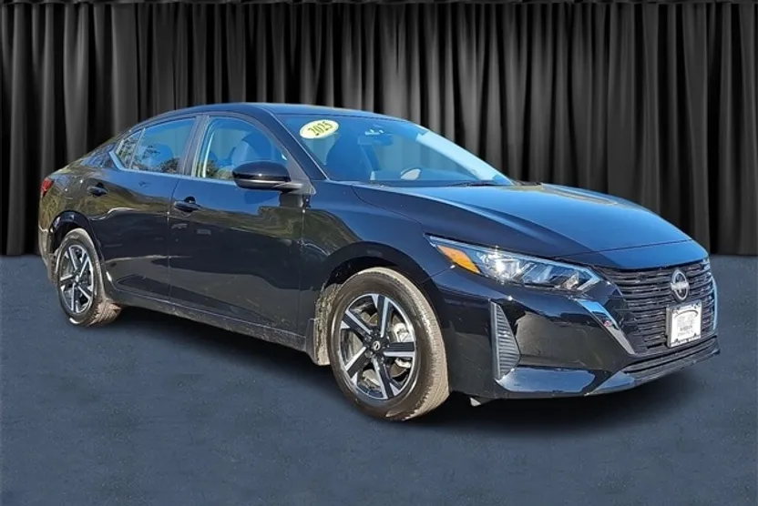 2025 Nissan Sentra SV photo 1