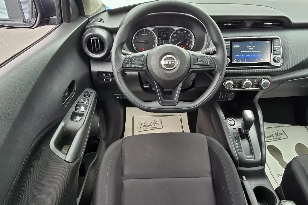 2024 Nissan Kicks S photo 1