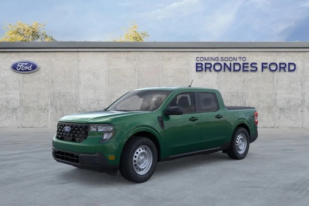 2025 Ford Maverick XL photo 1