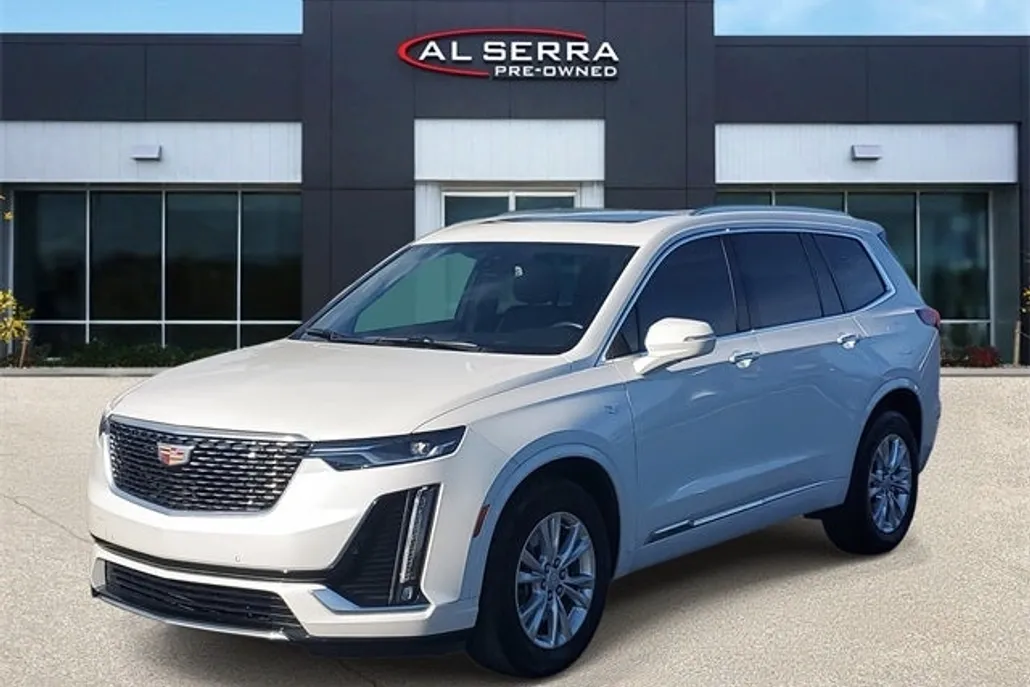 2024 Cadillac XT6 Luxury photo 1