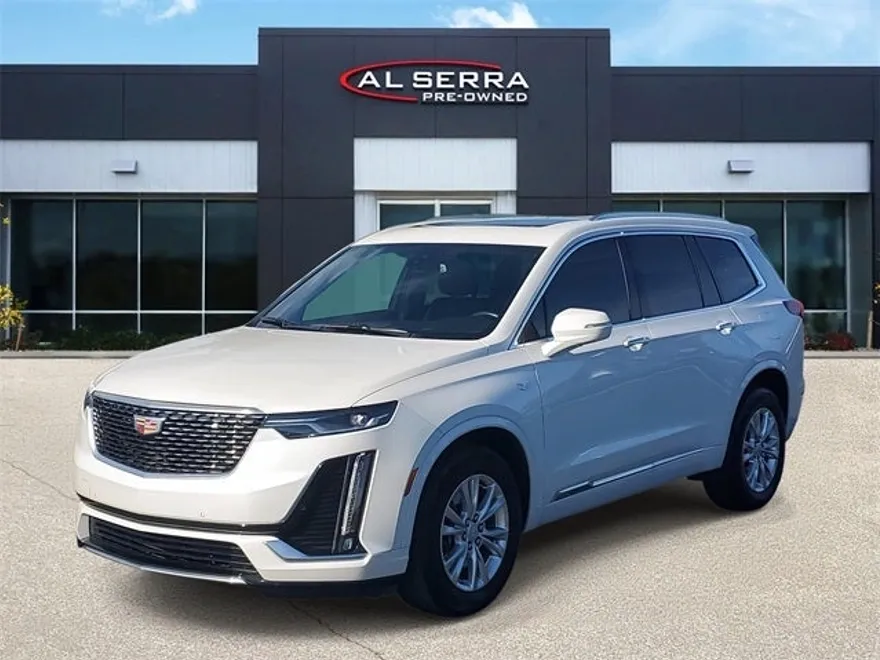 2024 Cadillac XT6 Luxury photo 1