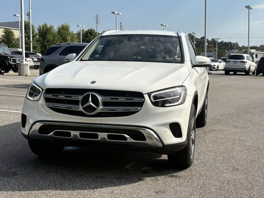 2022 Mercedes Benz GLC 300 4MATIC photo 1
