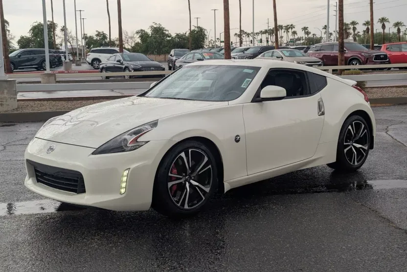 2020 Nissan 370Z Sport photo 1