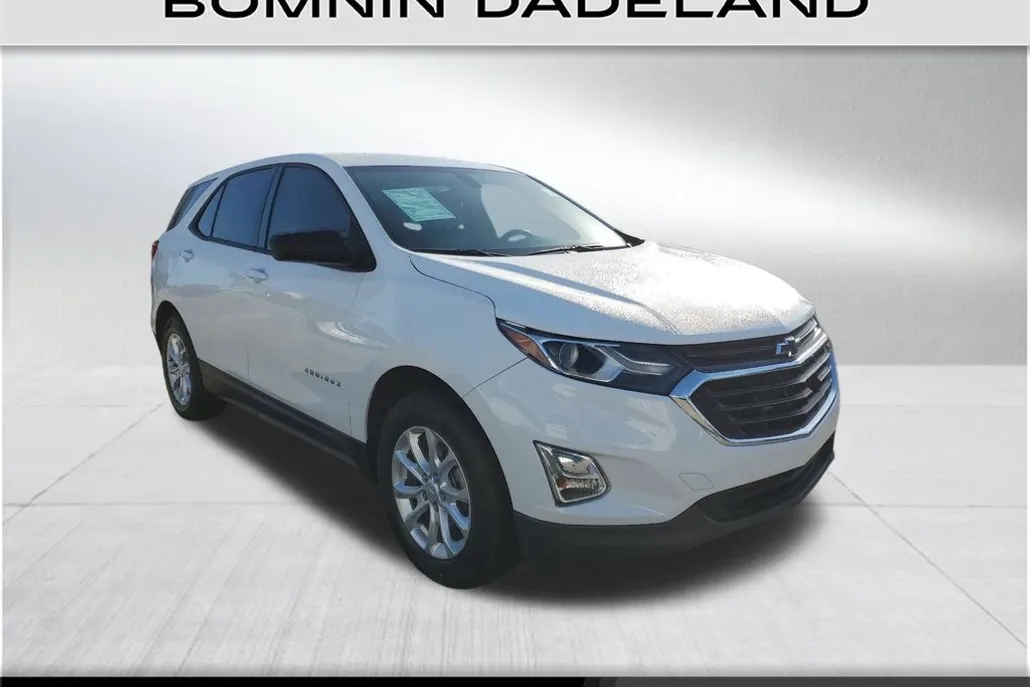 2018 Chevrolet Equinox LS photo 1
