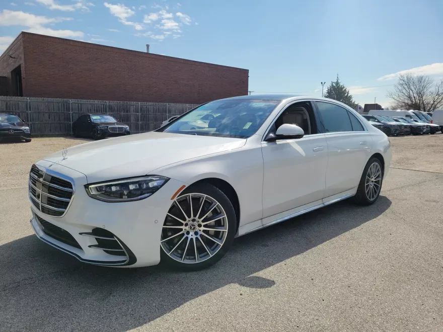 2025 Mercedes Benz S 450 580 4MATIC photo 1