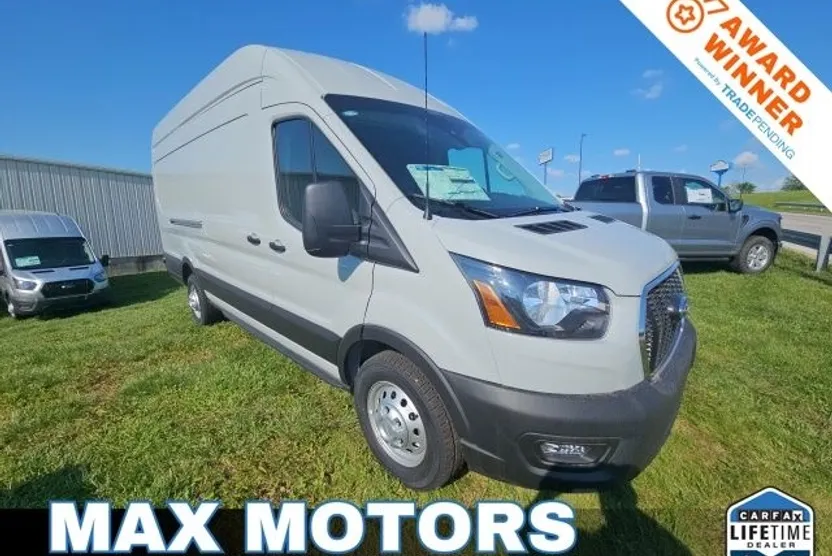 2025 Ford Transit photo 1