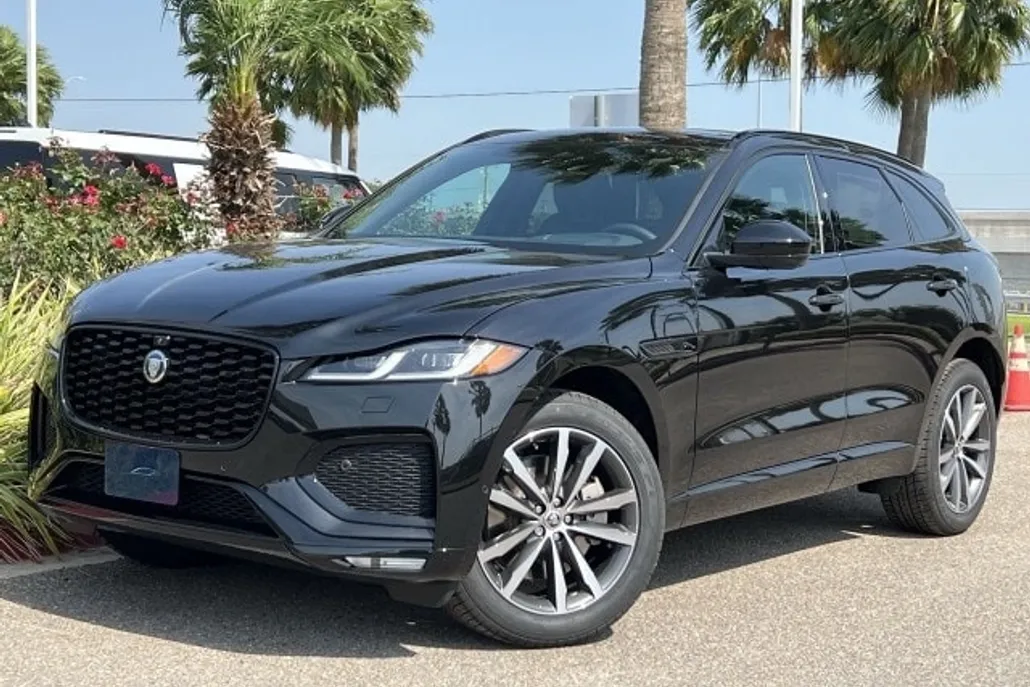 2026 Jaguar F-PACE P250 R-Dynamic S photo 1