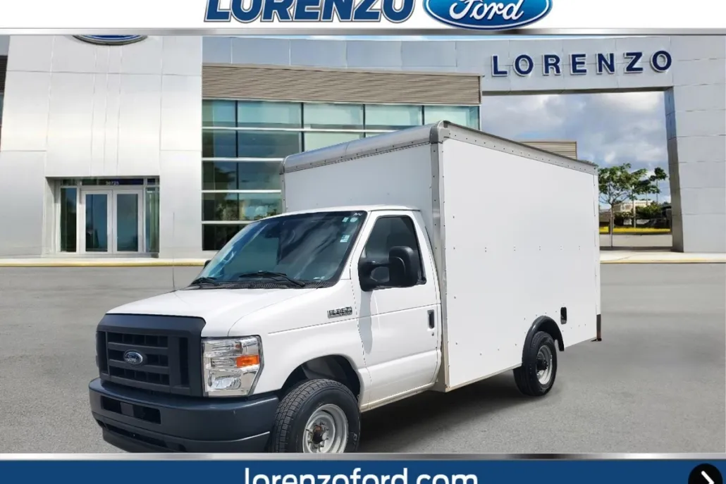 2023 Ford E-350 photo 1