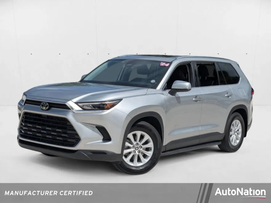2024 Toyota Grand Highlander XLE photo 1