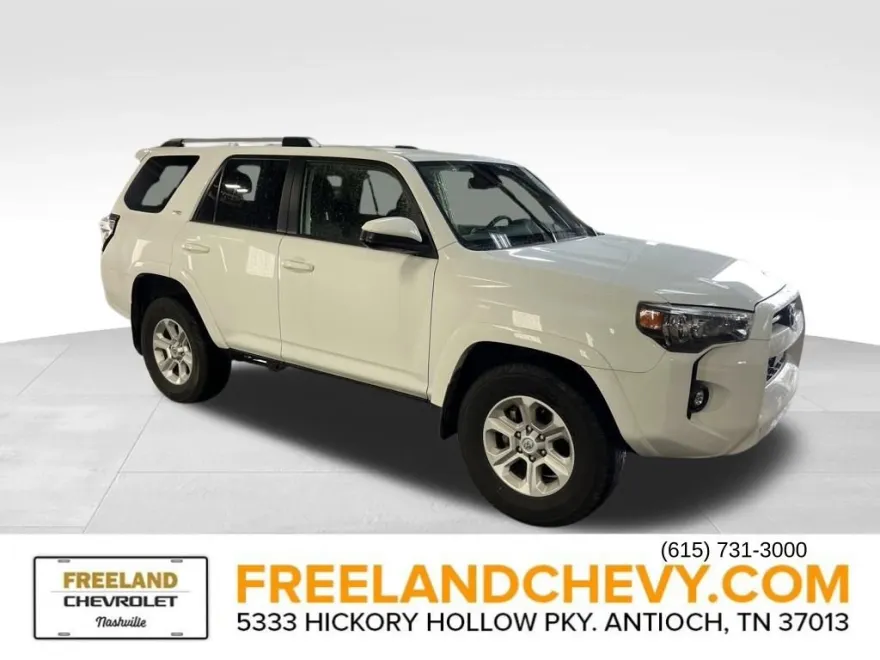 2024 Toyota 4Runner SR5 photo 1