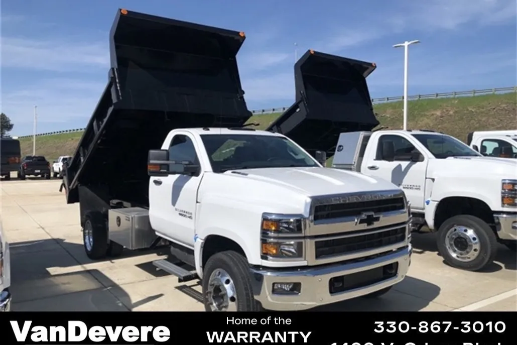2024 Chevrolet Silverado 6500HD Work Truck photo 1