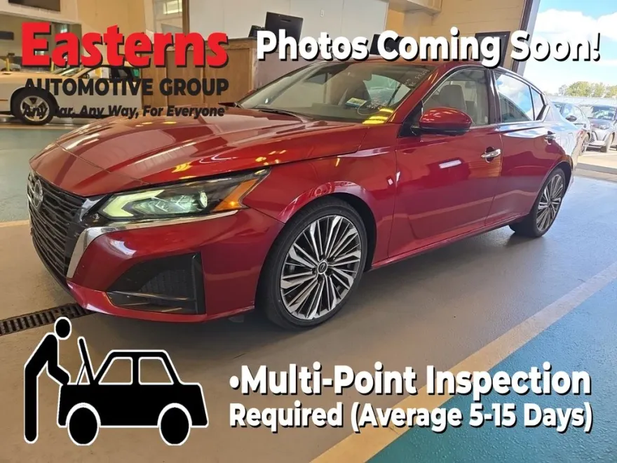 2023 Nissan Altima 2.5 SL photo 1