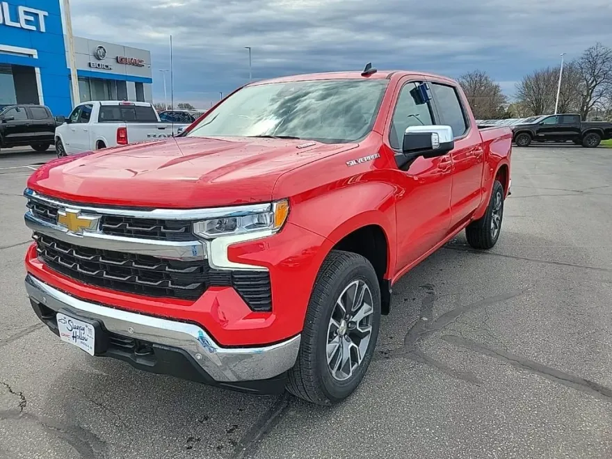 2025 Chevrolet Silverado 1500 LT photo 1