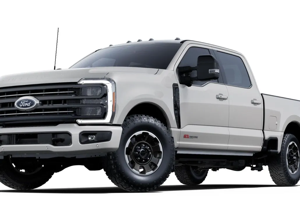 2025 Ford F-350 Platinum photo 1