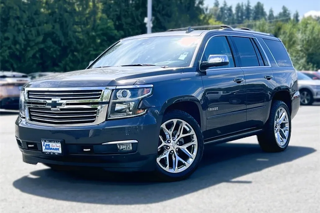 2017 Chevrolet Tahoe Premier photo 1
