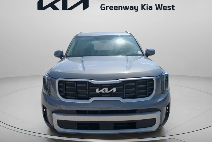 2025 Kia Telluride S photo 1
