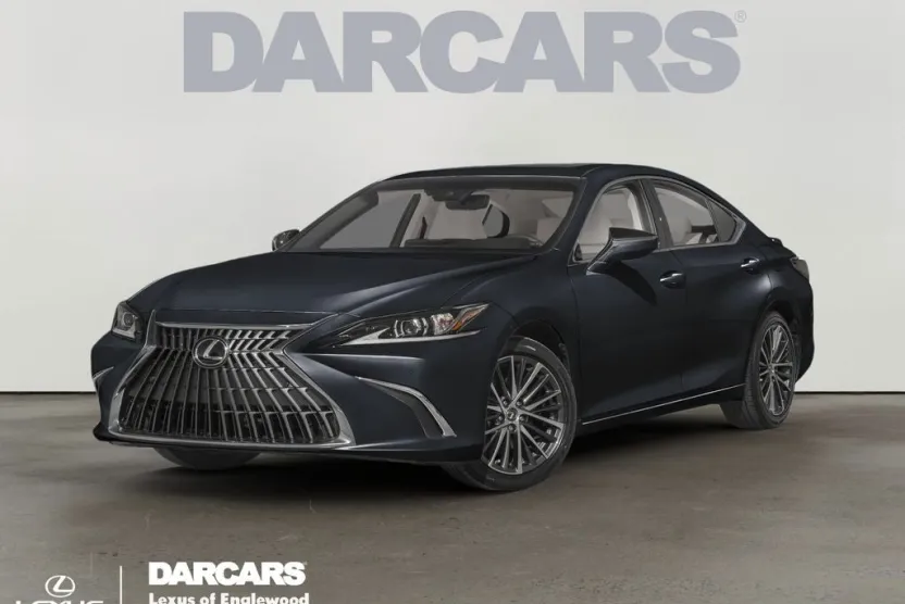 2025 Lexus ES 300h photo 1