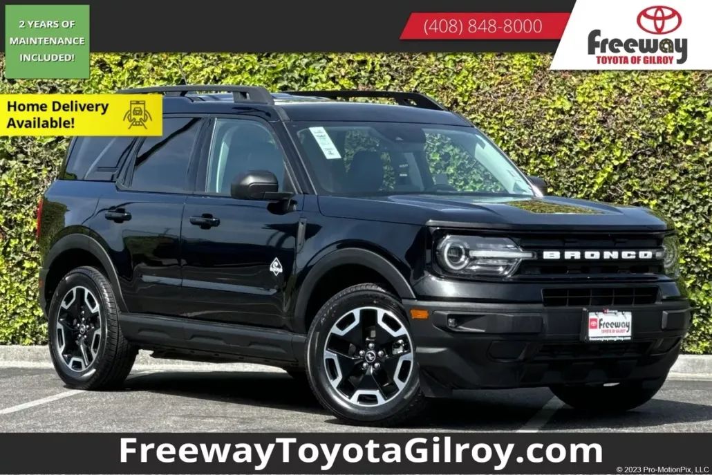 2023 Ford Bronco Sport Outer Banks photo 1