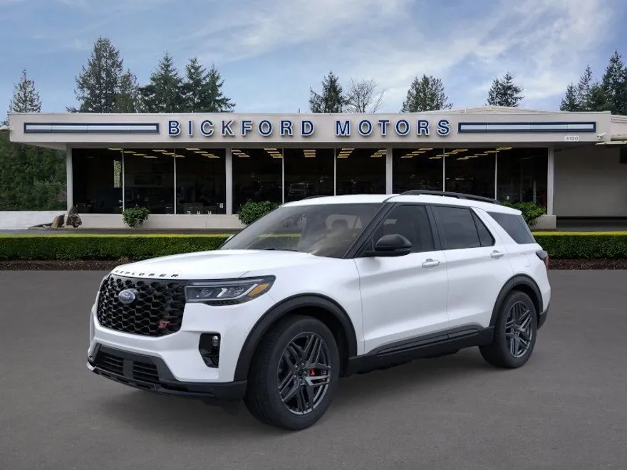 2025 Ford Explorer ST photo 1