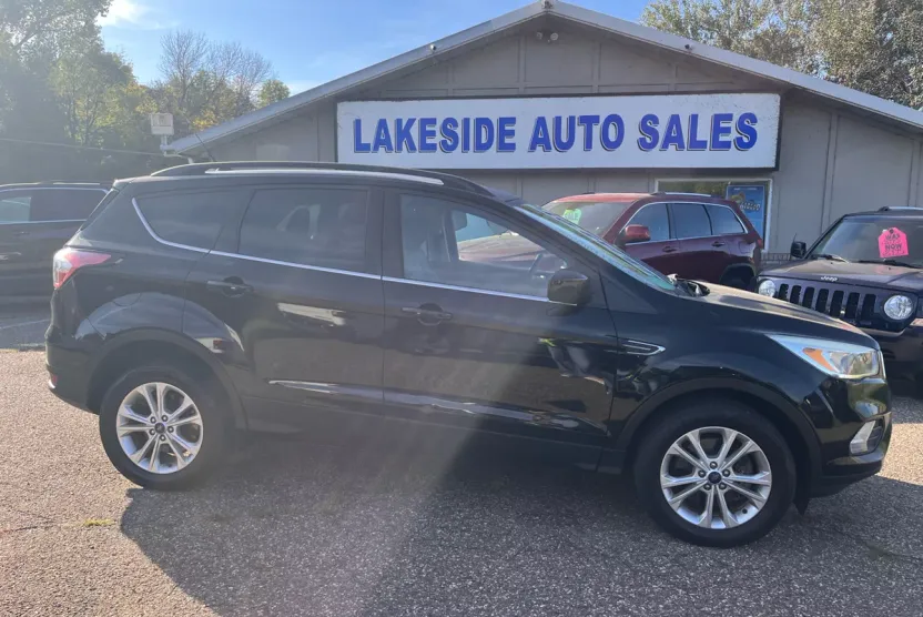 2018 Ford Escape SE photo 1