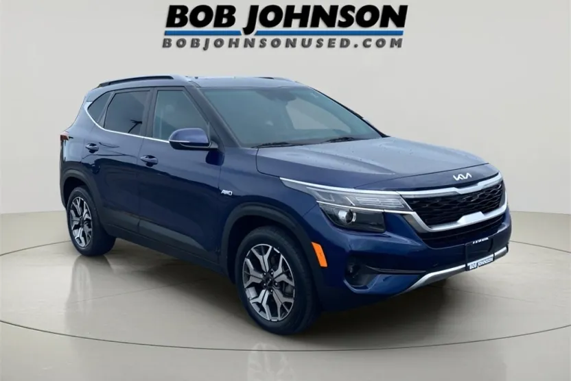 2023 Kia Seltos EX photo 1