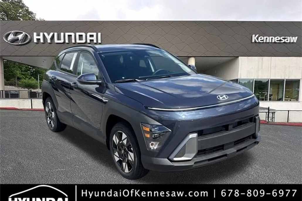 2025 Hyundai Kona SEL photo 1