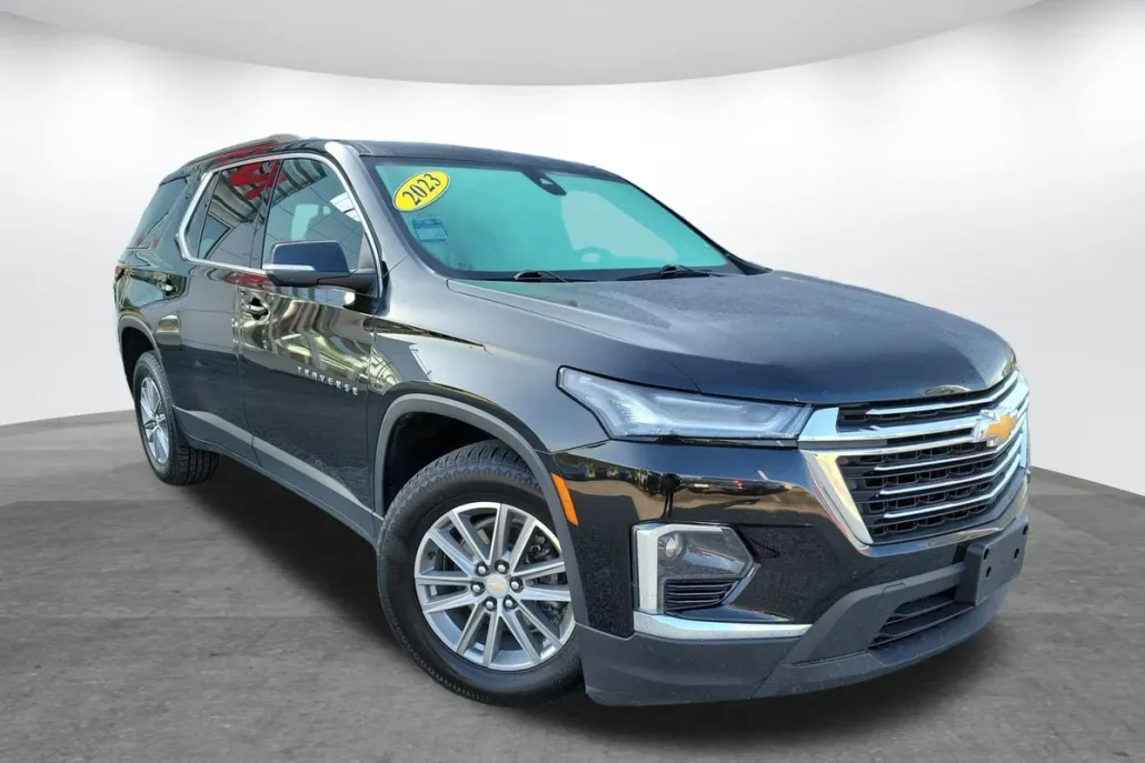 2023 Chevrolet Traverse Cloth photo 1