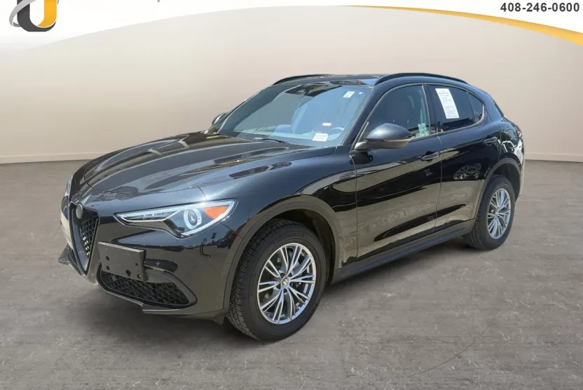 2022 Alfa Romeo Stelvio Sprint photo 1