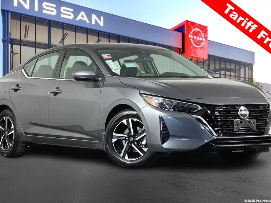 2024 Nissan Sentra SV photo 1
