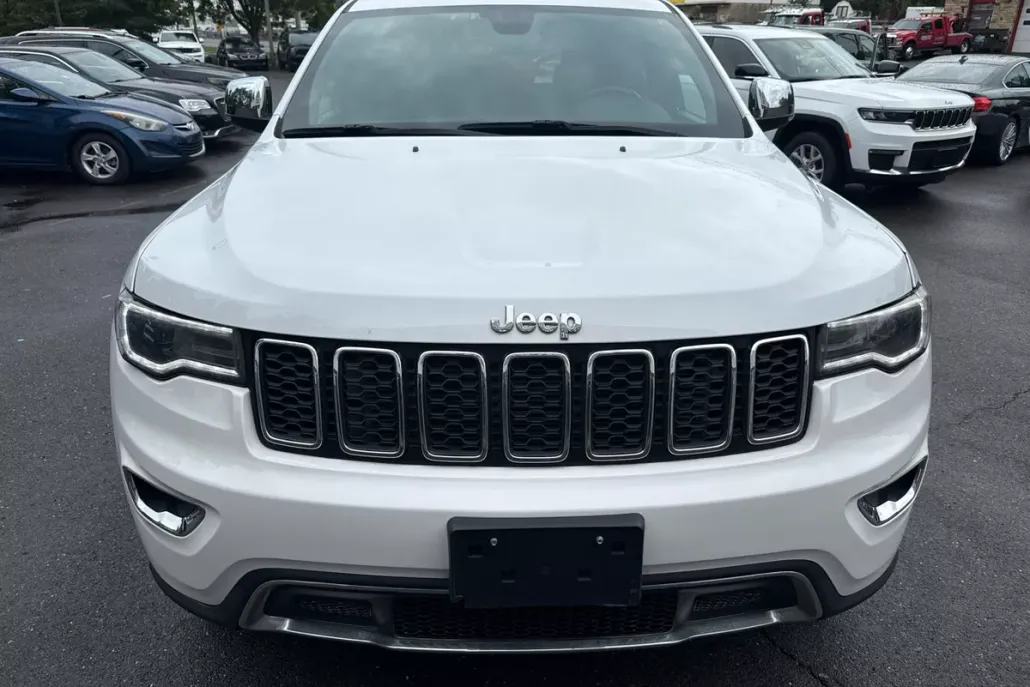 2020 Jeep Grand Cherokee Limited photo 1