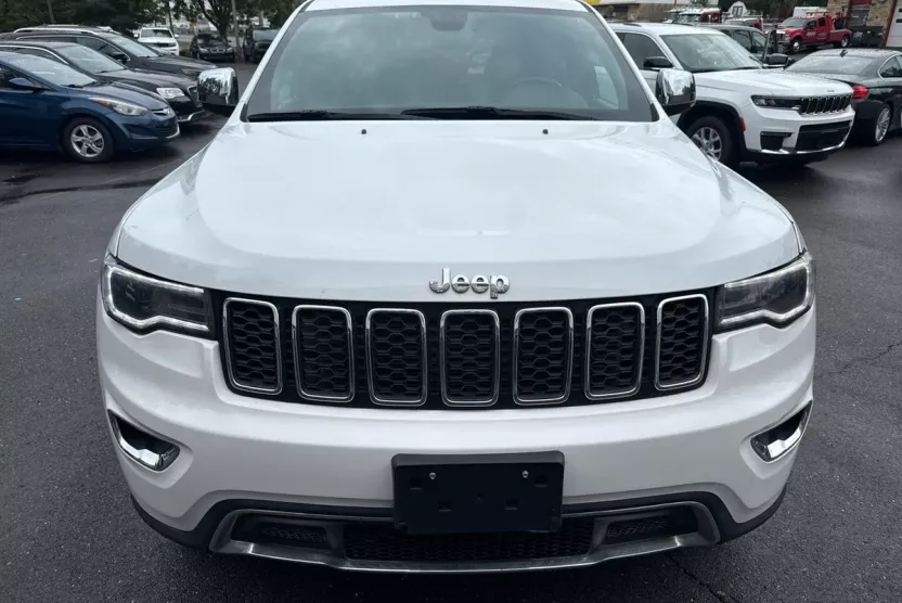 2020 Jeep Grand Cherokee Limited photo 1