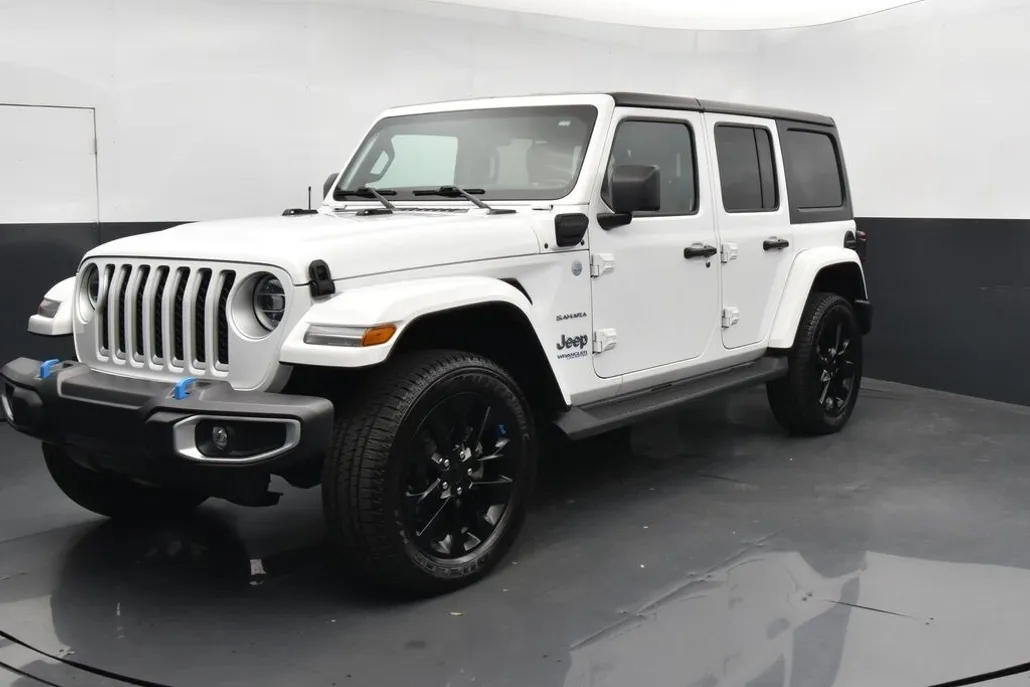 2022 Jeep Wrangler Unlimited Sahara 4xe photo 1