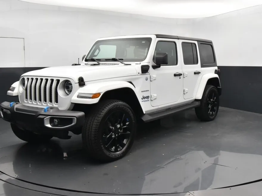 2022 Jeep Wrangler Unlimited Sahara 4xe photo 1