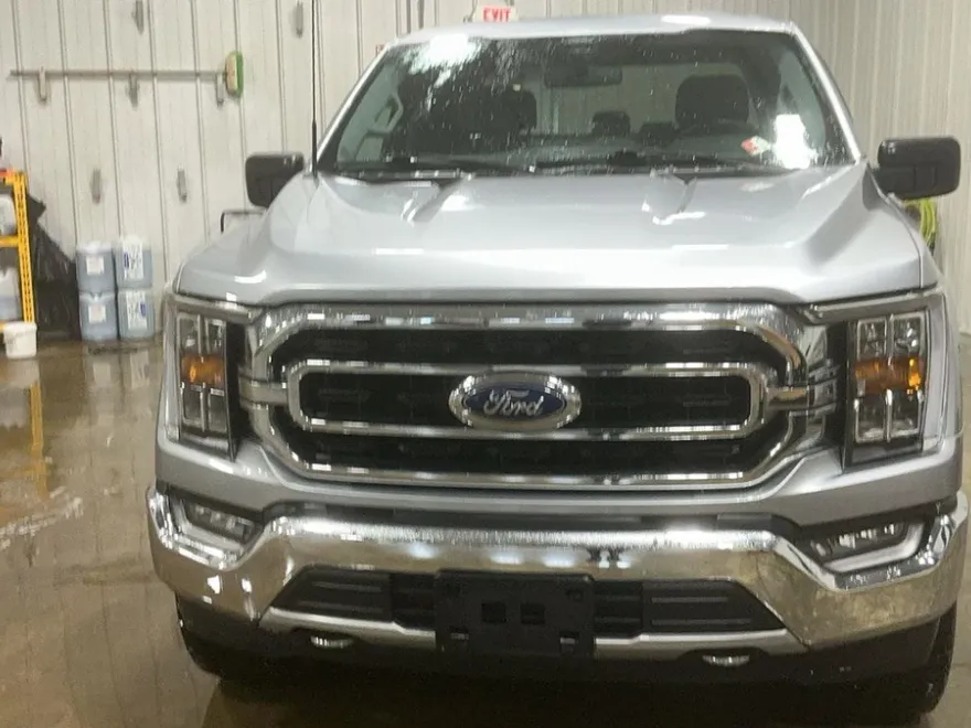2021 Ford F-150 XLT photo 1