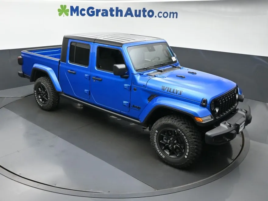 2025 Jeep Gladiator Willys photo 1