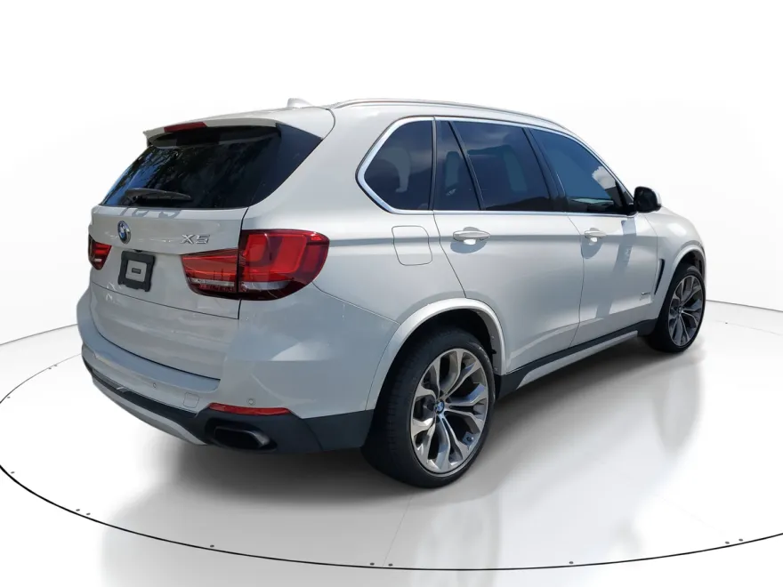 2016 Bmw X5 xDrive50i photo 1