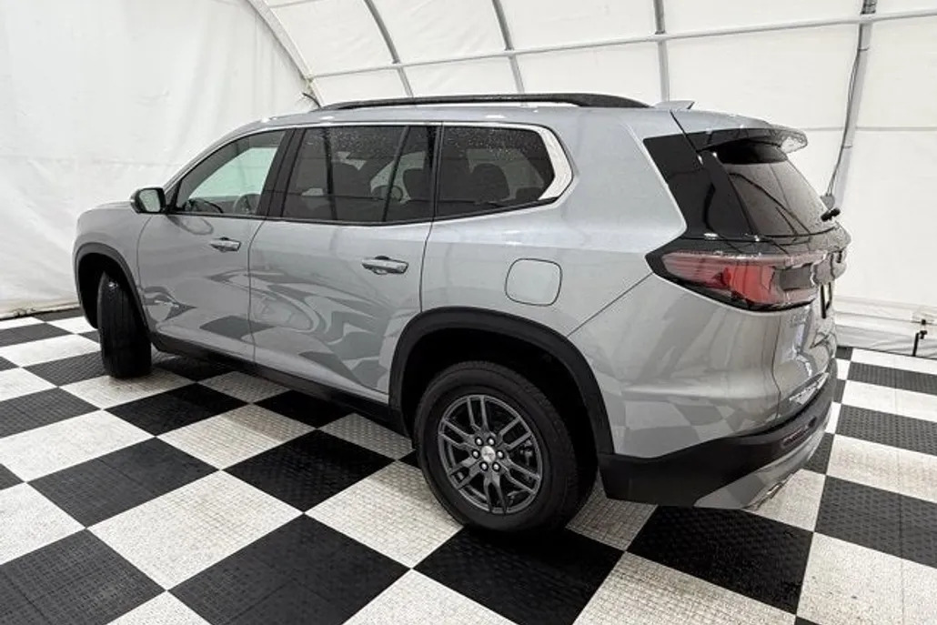 2025 Gmc Acadia Elevation photo 1